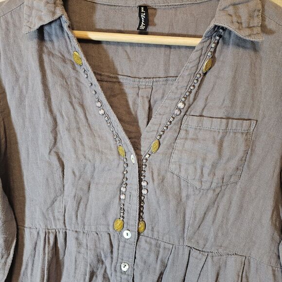 Sacred Threads Womens Free Size Grey Tunic Beaded Button Front Missing 2 Buttons - Picture 2 of 8